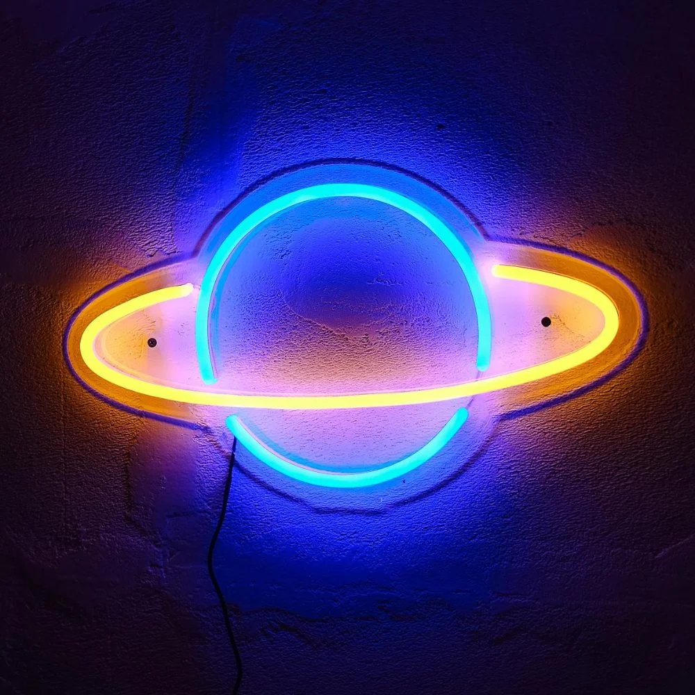 Satürn Gezegen Formunda Halkalı Led Neon Tabela