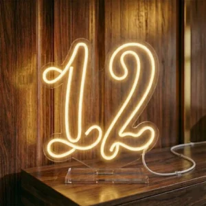 Sayı 12 şeklinde dekoratif gün ışığı renkli LED neon rakam tabela.